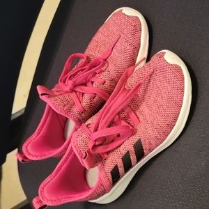 Adidas girls shoes 🩷 size 2.5